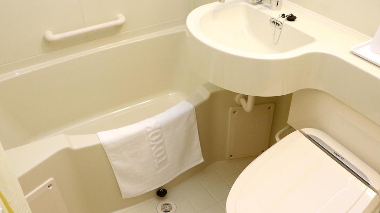 Toyoko Eki Nishi Guchi Hiroba 3* Okayama